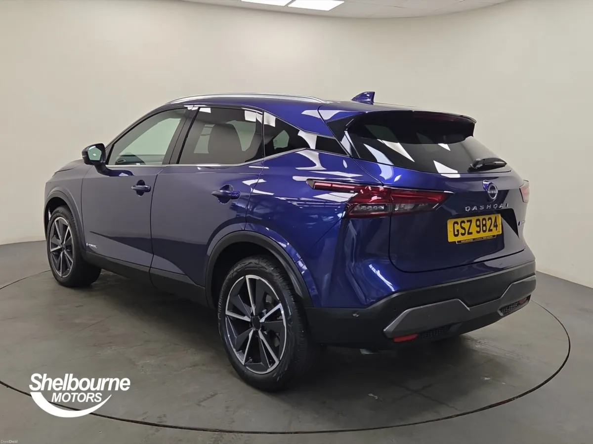 Nissan Qashqai Hatchback Tekna - Image 2