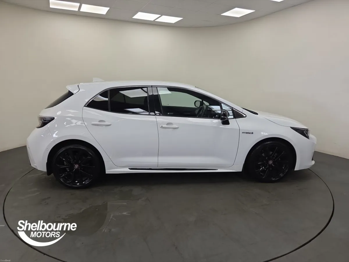 Toyota Corolla Hatchback GR Sport - Image 3