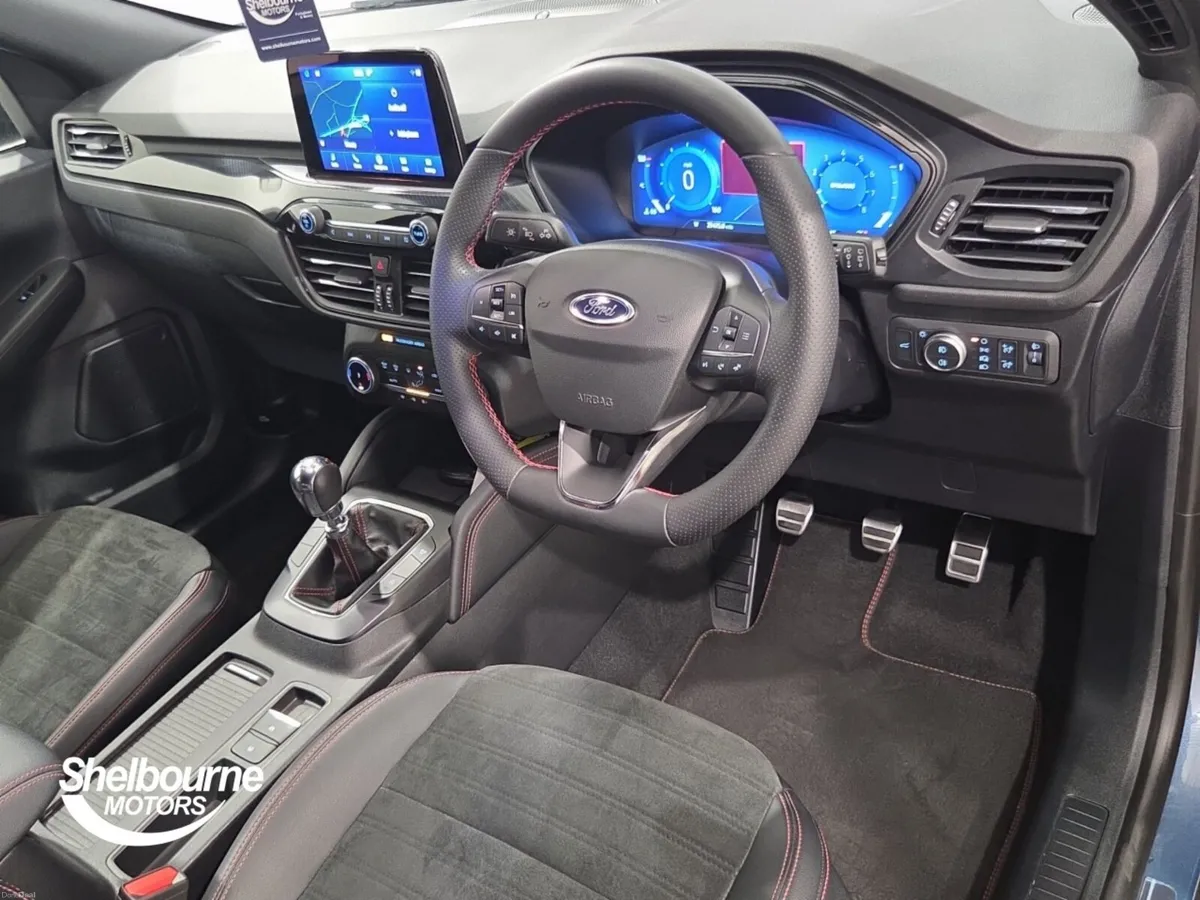 Ford Kuga ST-LINE EDITION - Image 4