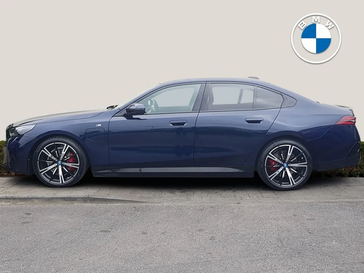 BMW 5-Series 530e M Sport - Image 3