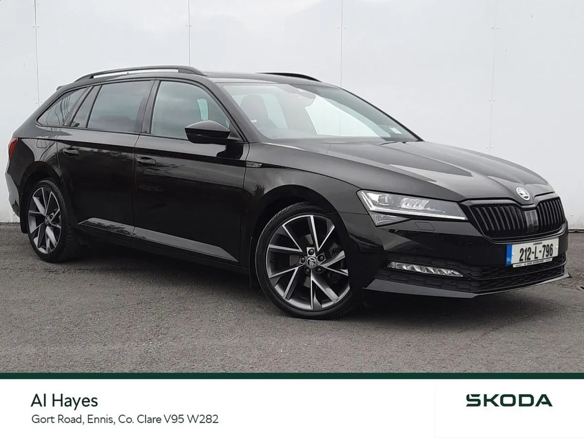 Skoda Superb **TINY MILEAGE**ESTATE SPORTLINE 2.0 - Image 1