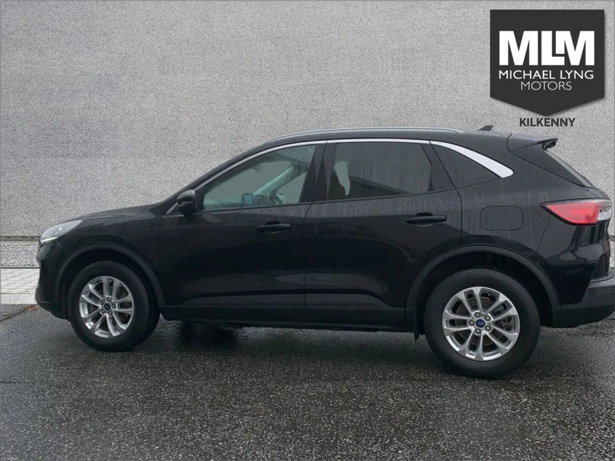 Ford Kuga Titanium 2.5phev225 S6.2 CT 4D - Image 5