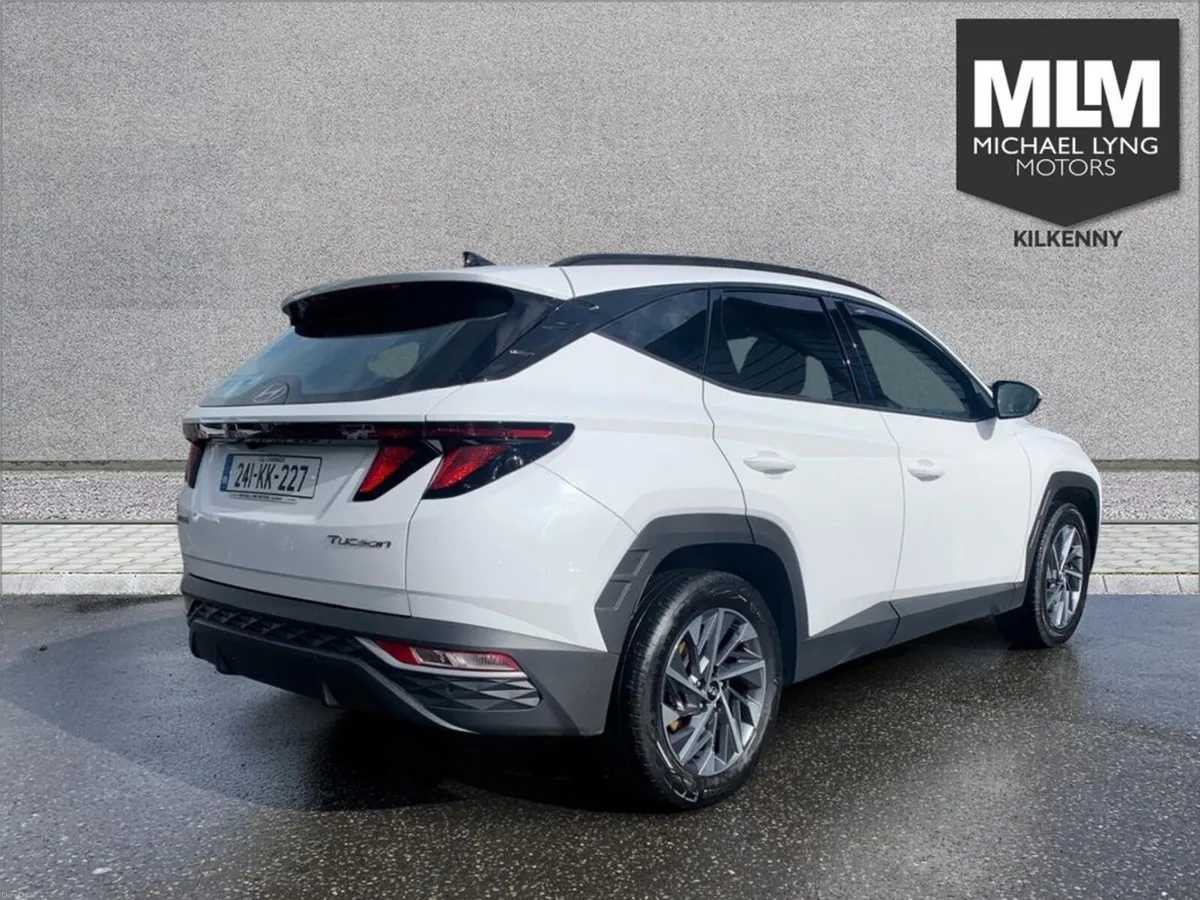 Hyundai Tucson Executive 5DR - Image 6