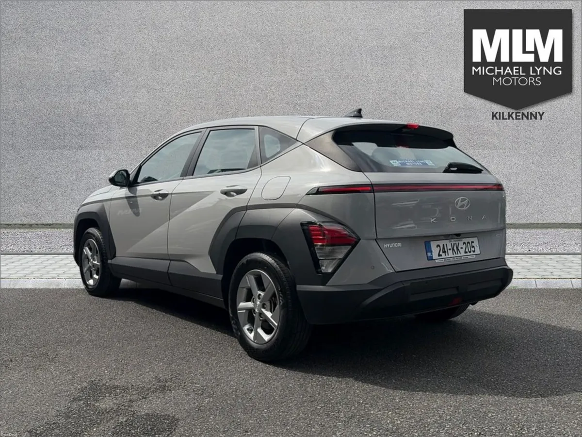 Hyundai KONA M Hybrid Signature 5DR Auto - Image 6