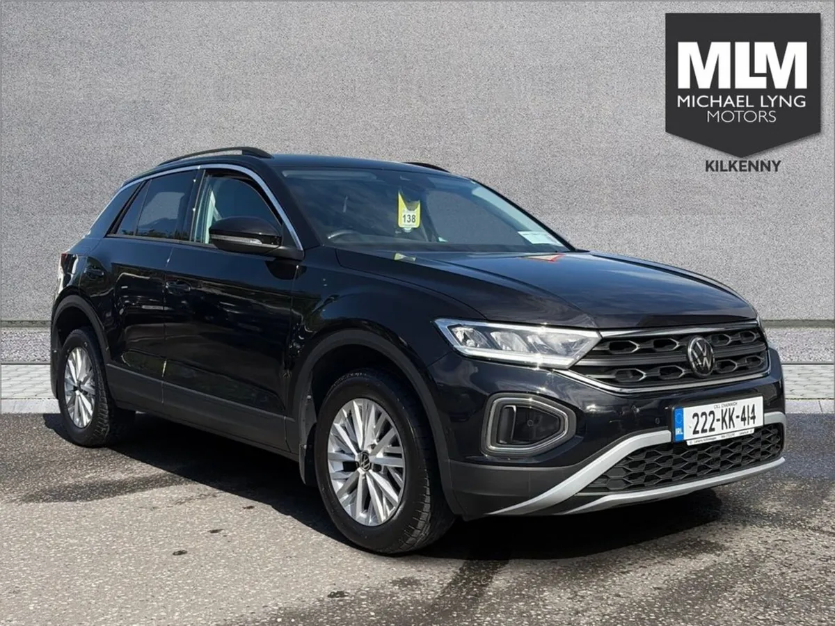 Volkswagen T-Roc Life 1.0 TSI M6F 110HP 5DR - Image 1