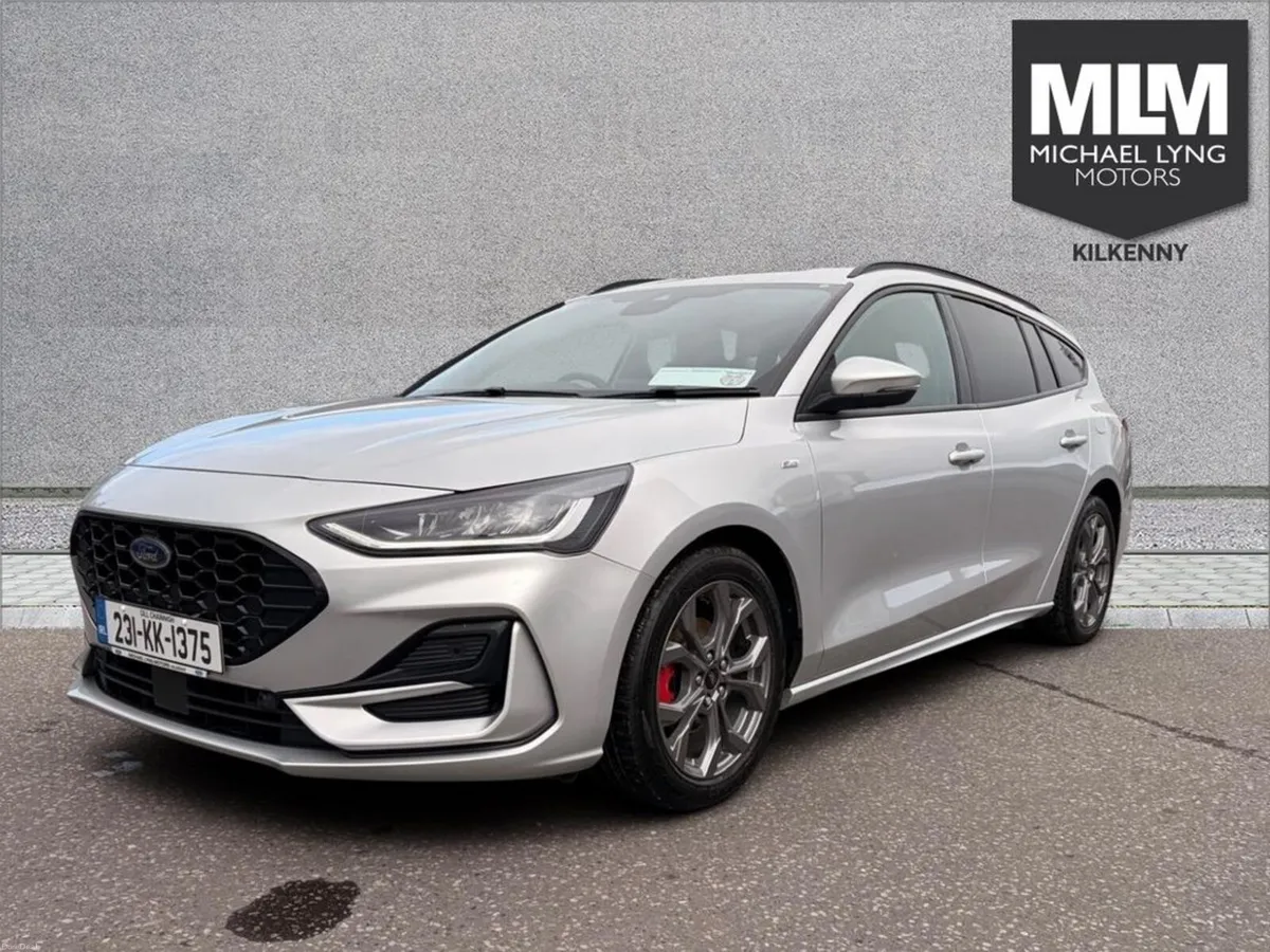 Ford Focus St-line Style 5W 1.0T 125 M6 4 - Image 3
