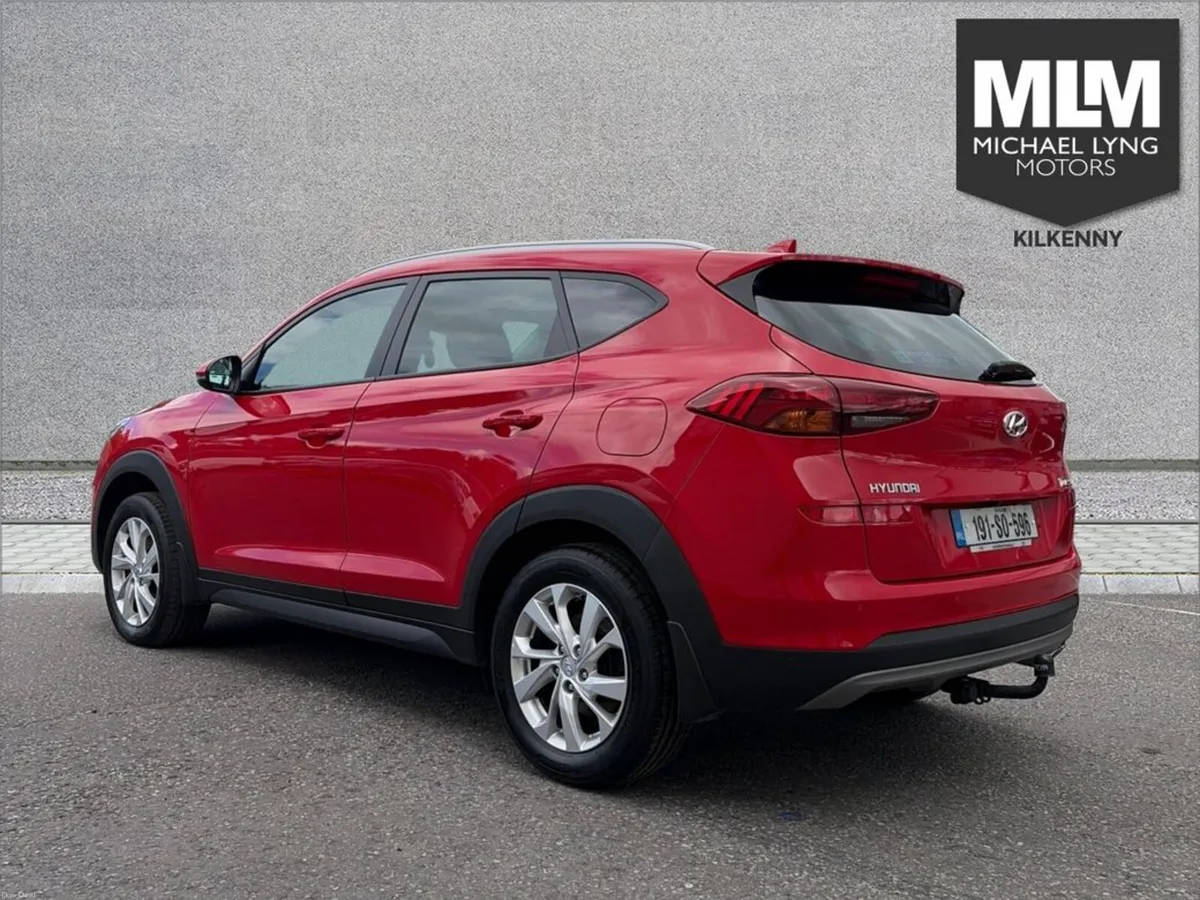 Hyundai Tucson ix35 Executive 5DR - Image 6