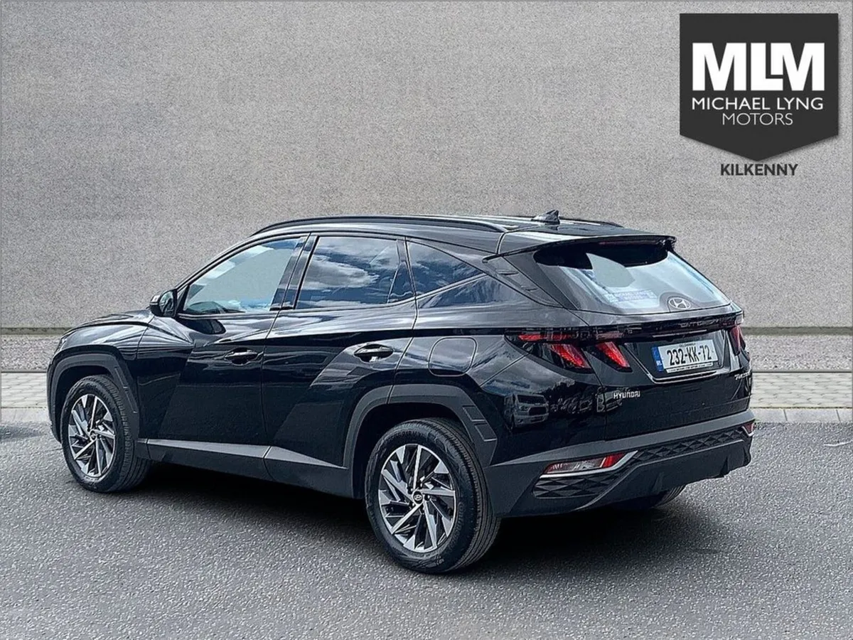 Hyundai Tucson 2WD Executive - Image 5
