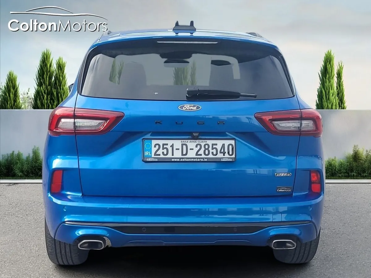 Ford Kuga 2.5 Duratec 243PS PHEV ST-Line Auto - Image 5