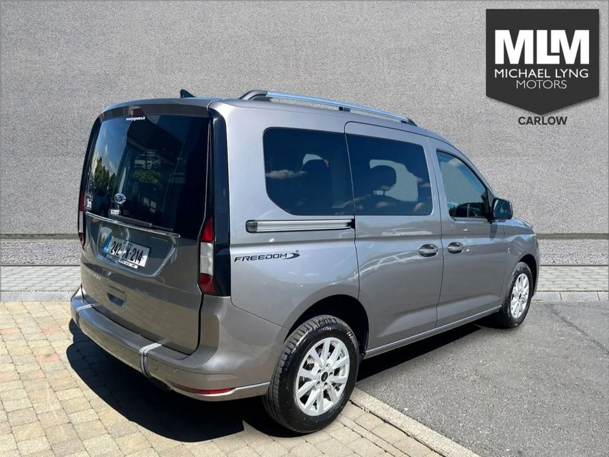 Ford Transit Connect Wheelchair accessable - Image 6