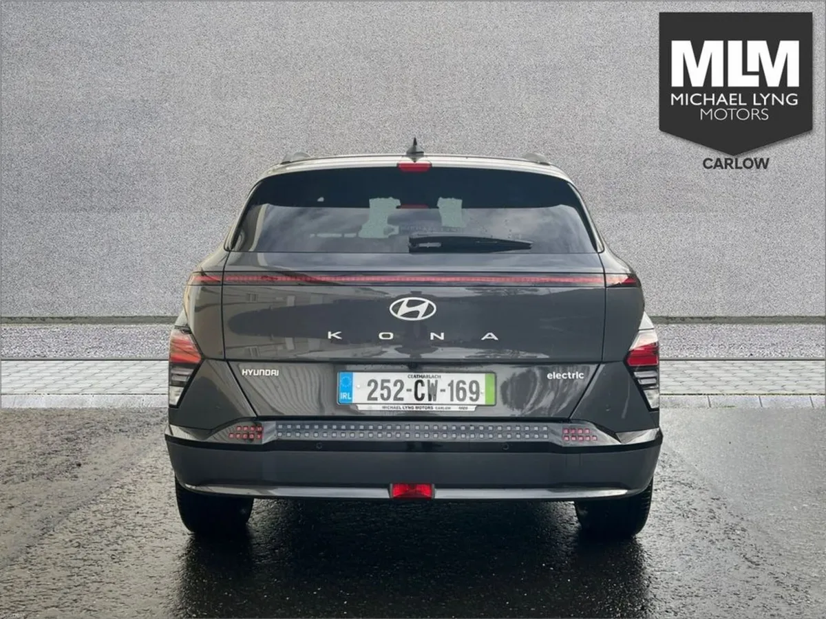 Hyundai KONA Kona EV Platinum 65kWh - Image 6