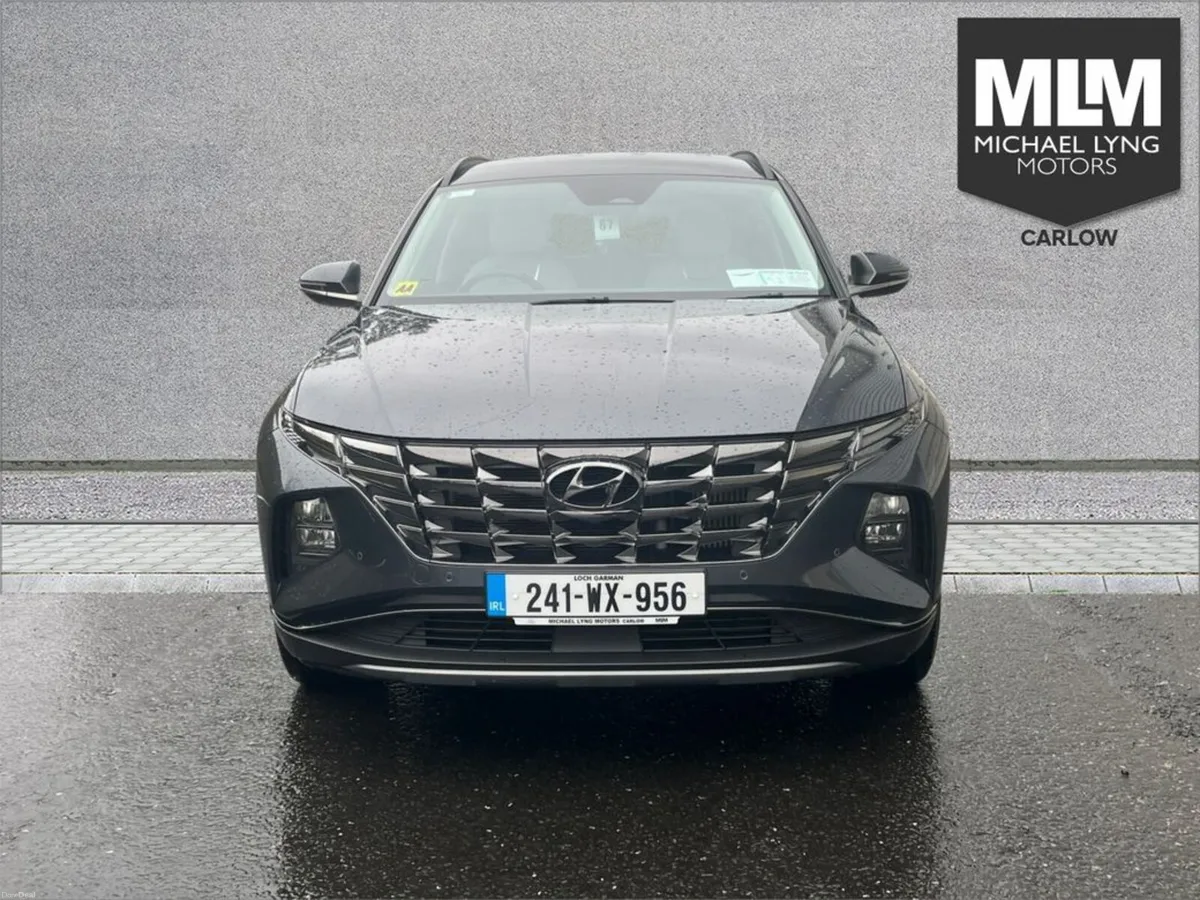 Hyundai Tucson Executive Plus 5DR - Image 2