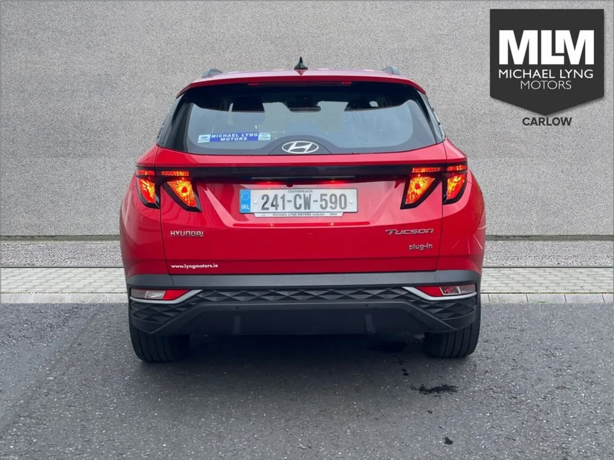 Hyundai Tucson 4WD Executive PHEV Auto - Image 6