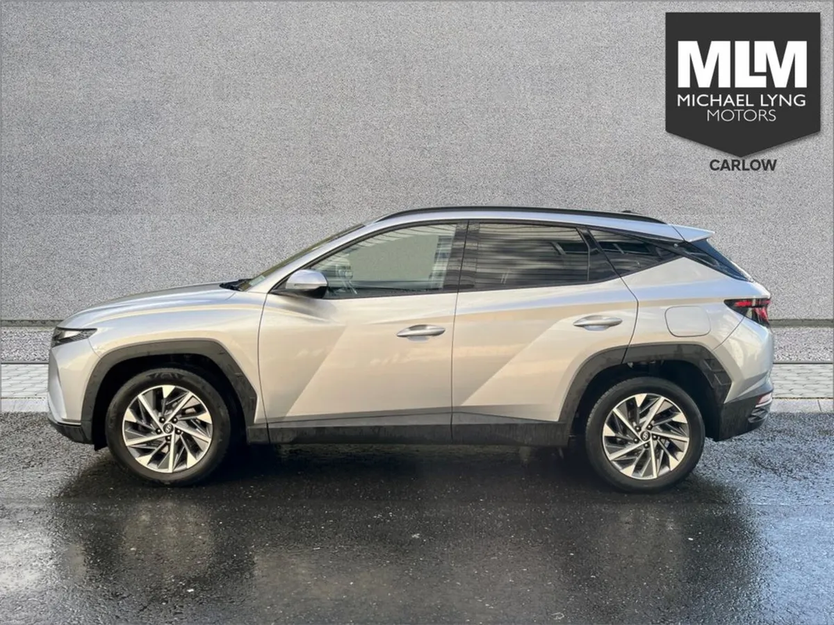 Hyundai Tucson 2WD Executive - Image 4