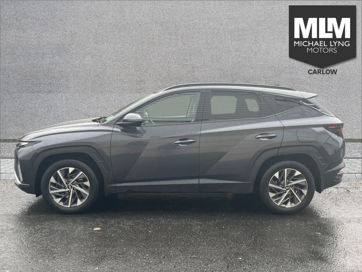 Hyundai Tucson 2WD Executive - Image 4
