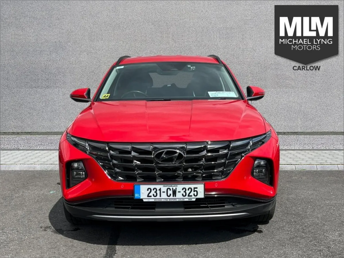 Hyundai Tucson 2WD Executive Plus Auto - Image 2