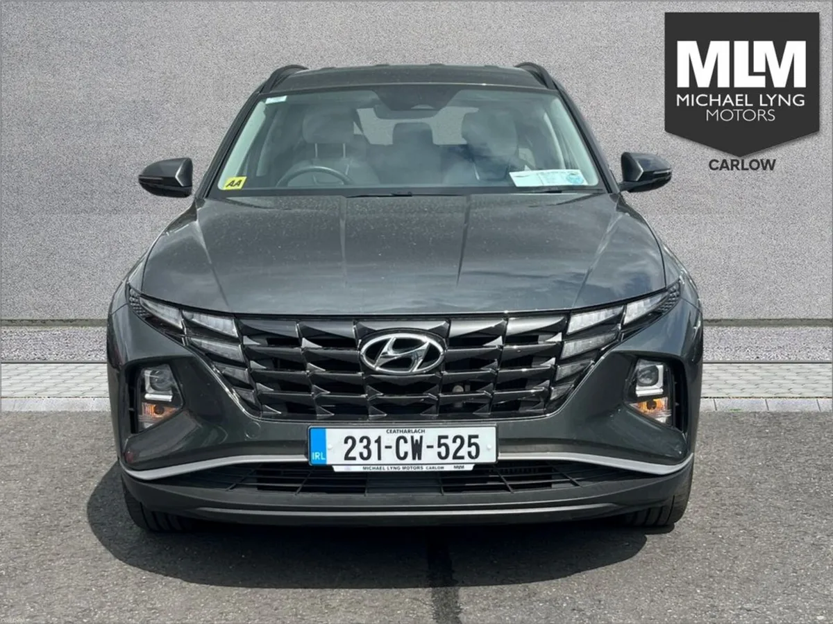 Hyundai Tucson Executive 5DR - Image 2