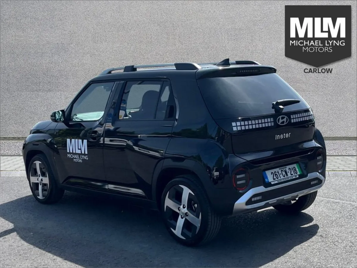 Hyundai INSTER Elegance 49KWH - Image 3