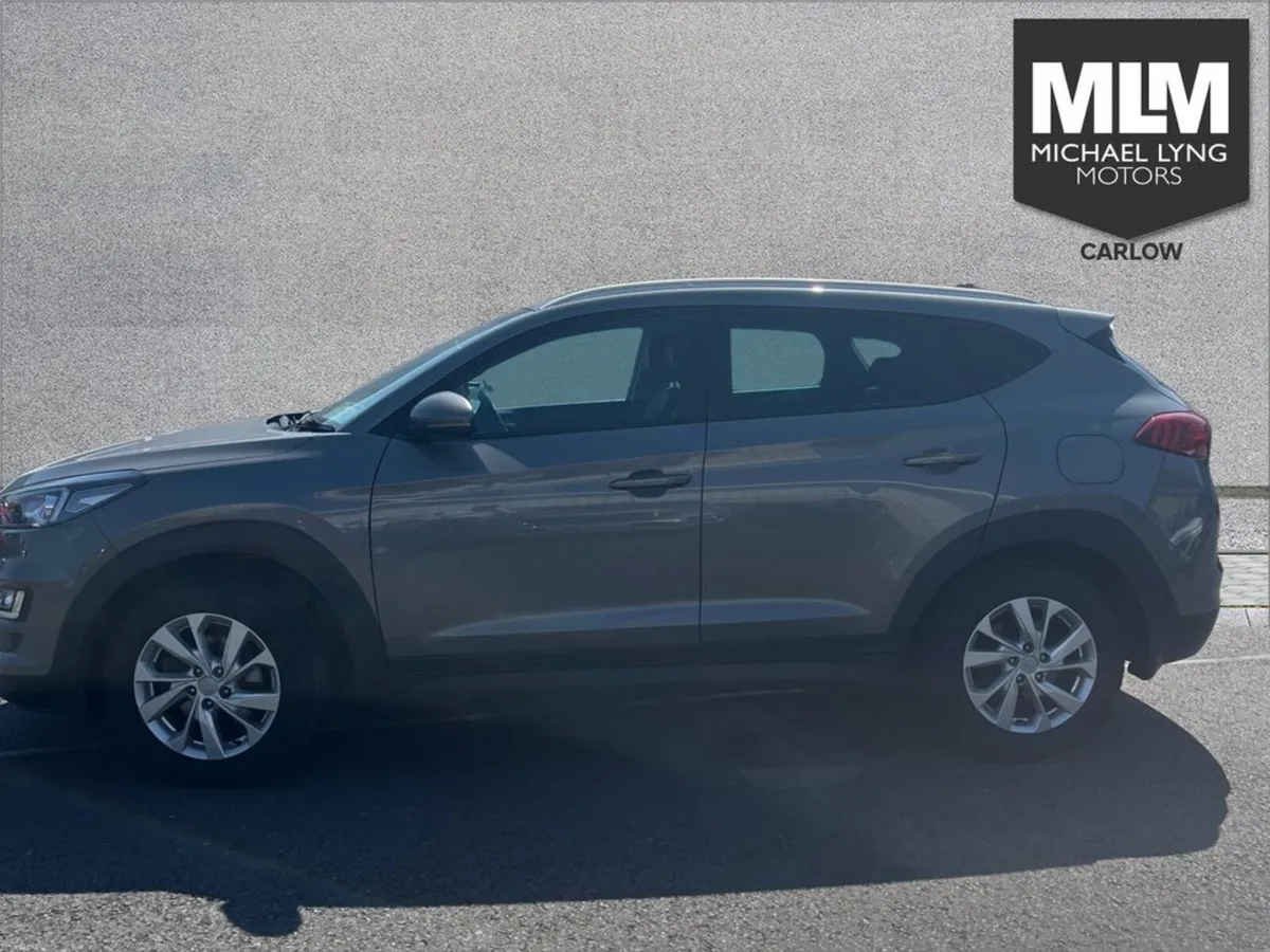Hyundai Tucson Executive 1.6 Diesel 5DR - Image 4