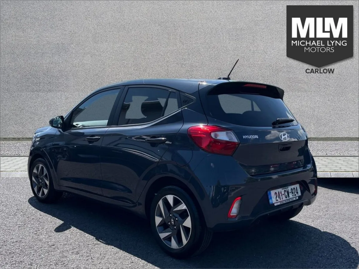 Hyundai i10 Deluxe Plus 5DR - Image 5