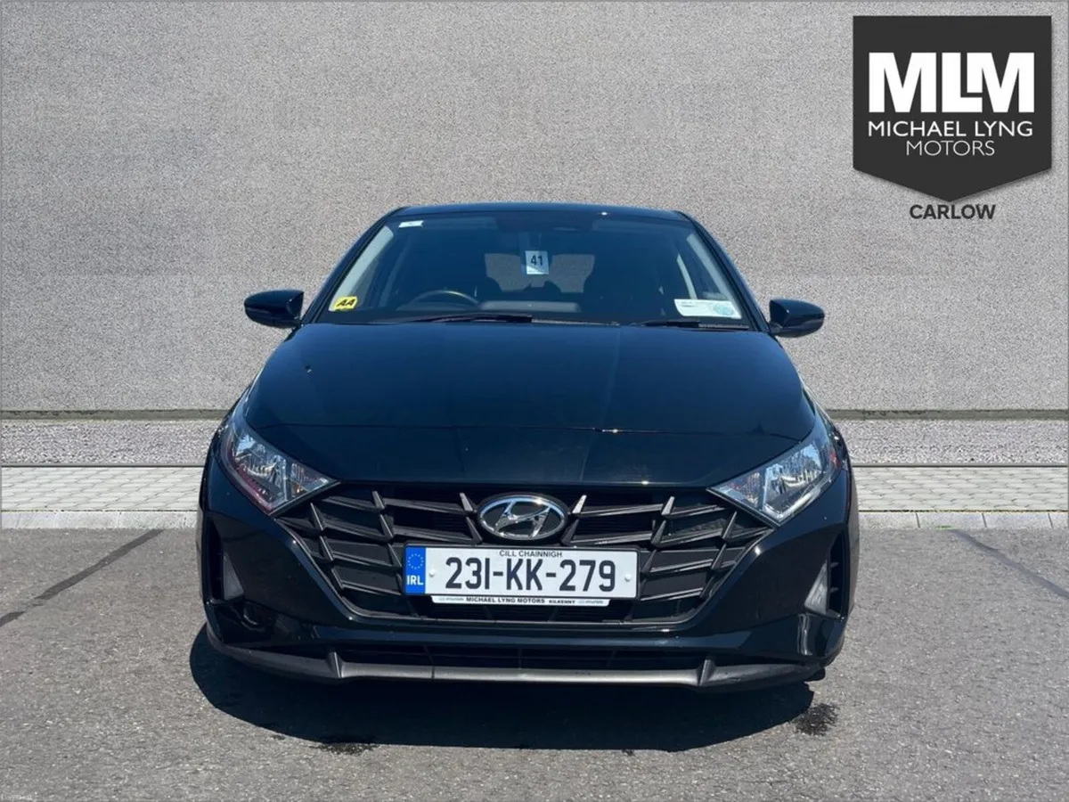 Hyundai i20 Deluxe Plus 5DR - Image 2