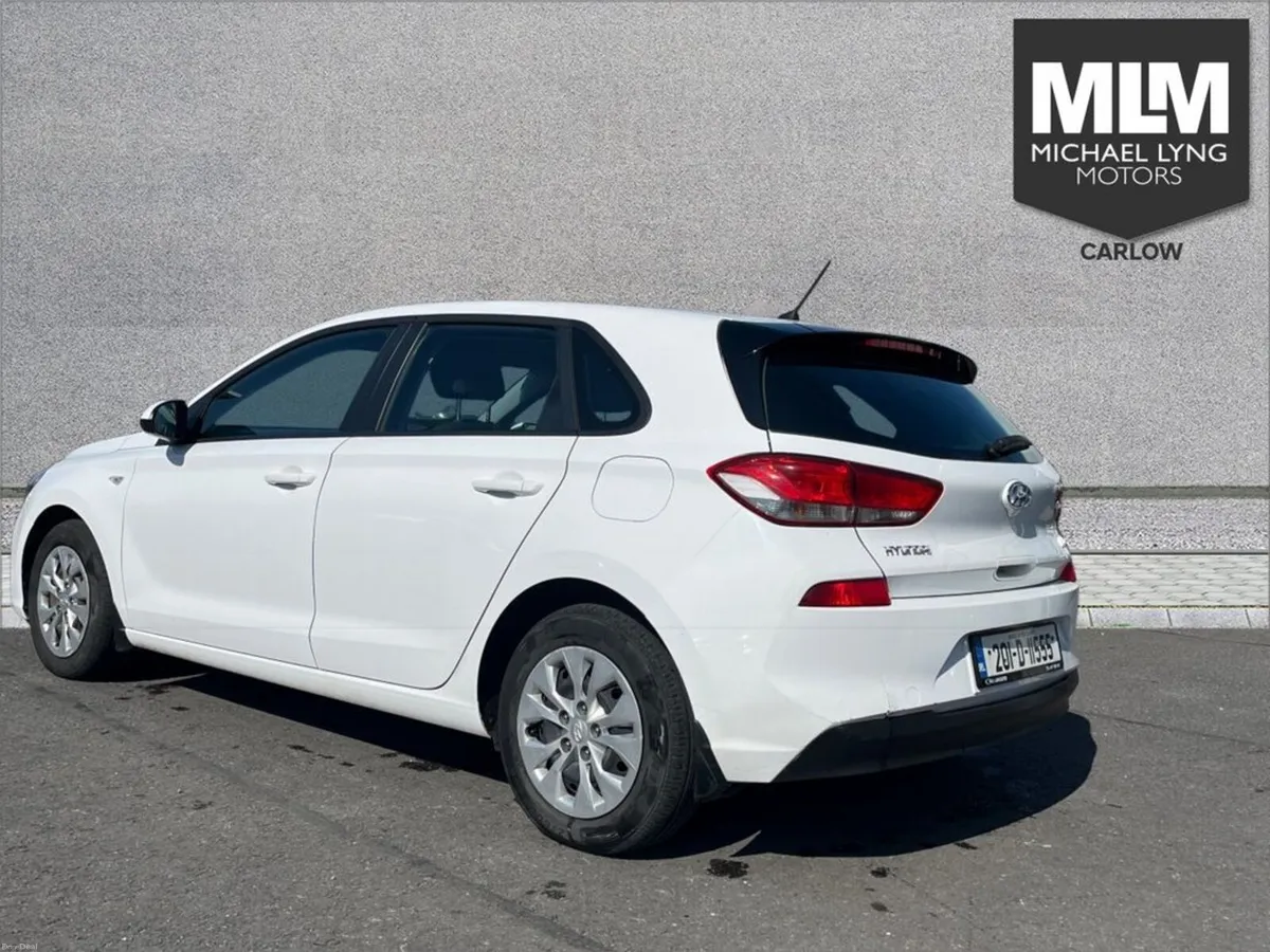 Hyundai i30 i 30 1.0 Classic 5DR - Image 4