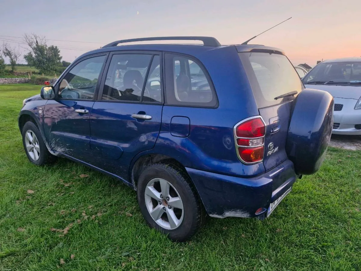 Toyota rav 4 - Image 3