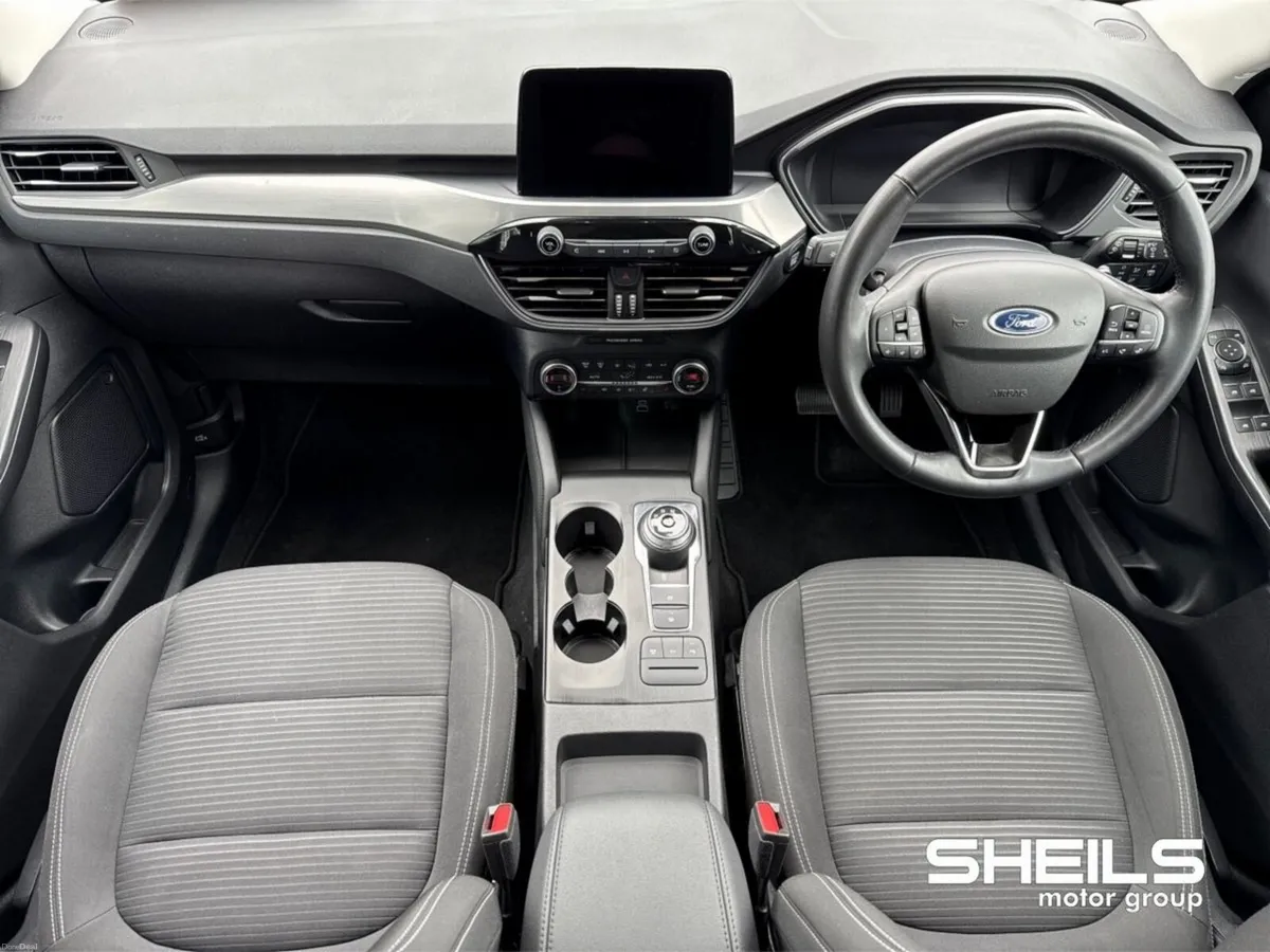 Ford Kuga 2.5 Duratec 190PS FHEV Titanium Auto - Image 3