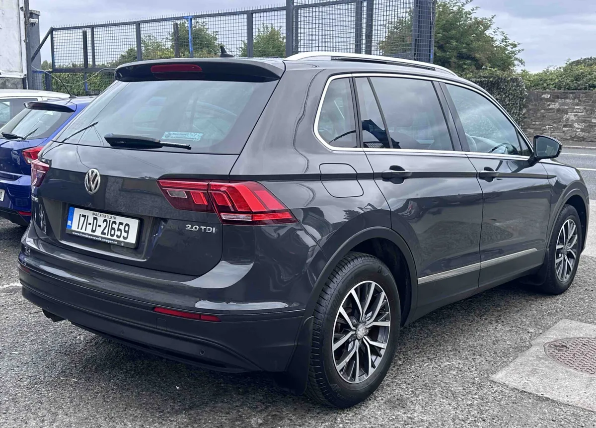 Volkswagen Tiguan 1 owner, Low Mileage! - Image 5