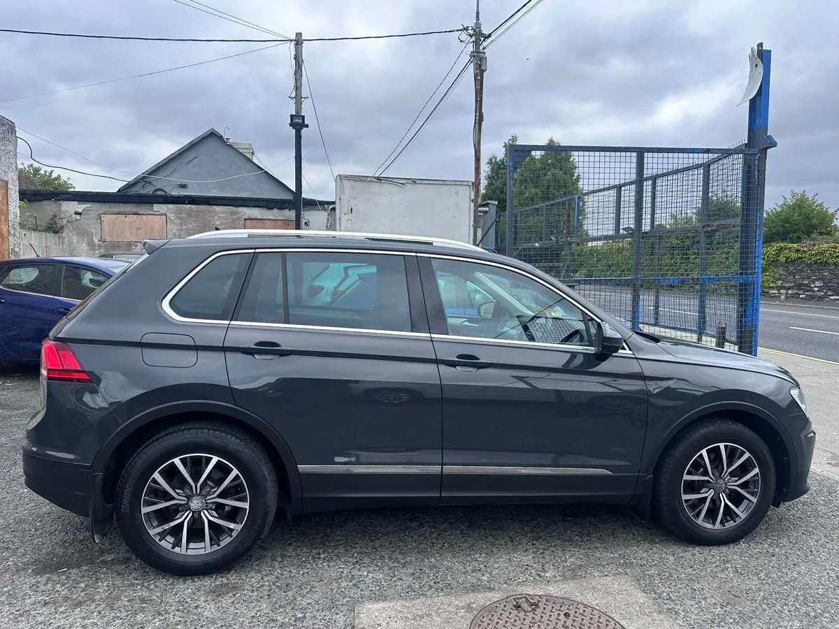 Volkswagen Tiguan 1 owner, Low Mileage! - Image 6