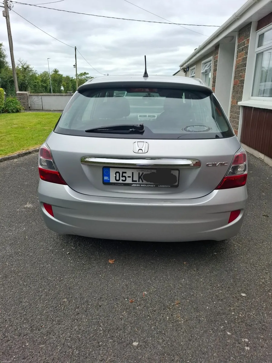 Honda Civic 2005 - Image 3