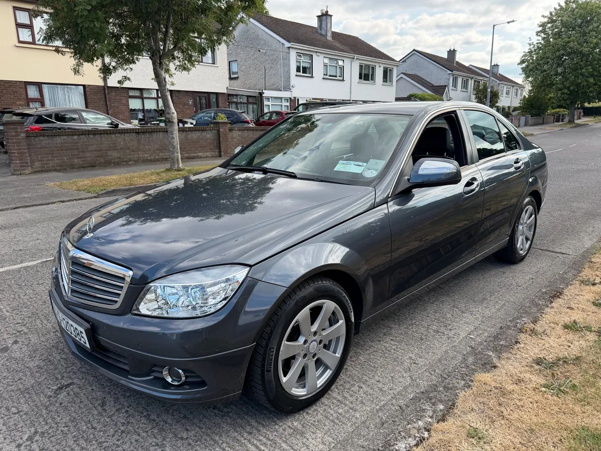 07 merc c200 auto 1 owner, New nct, full history - Image 3