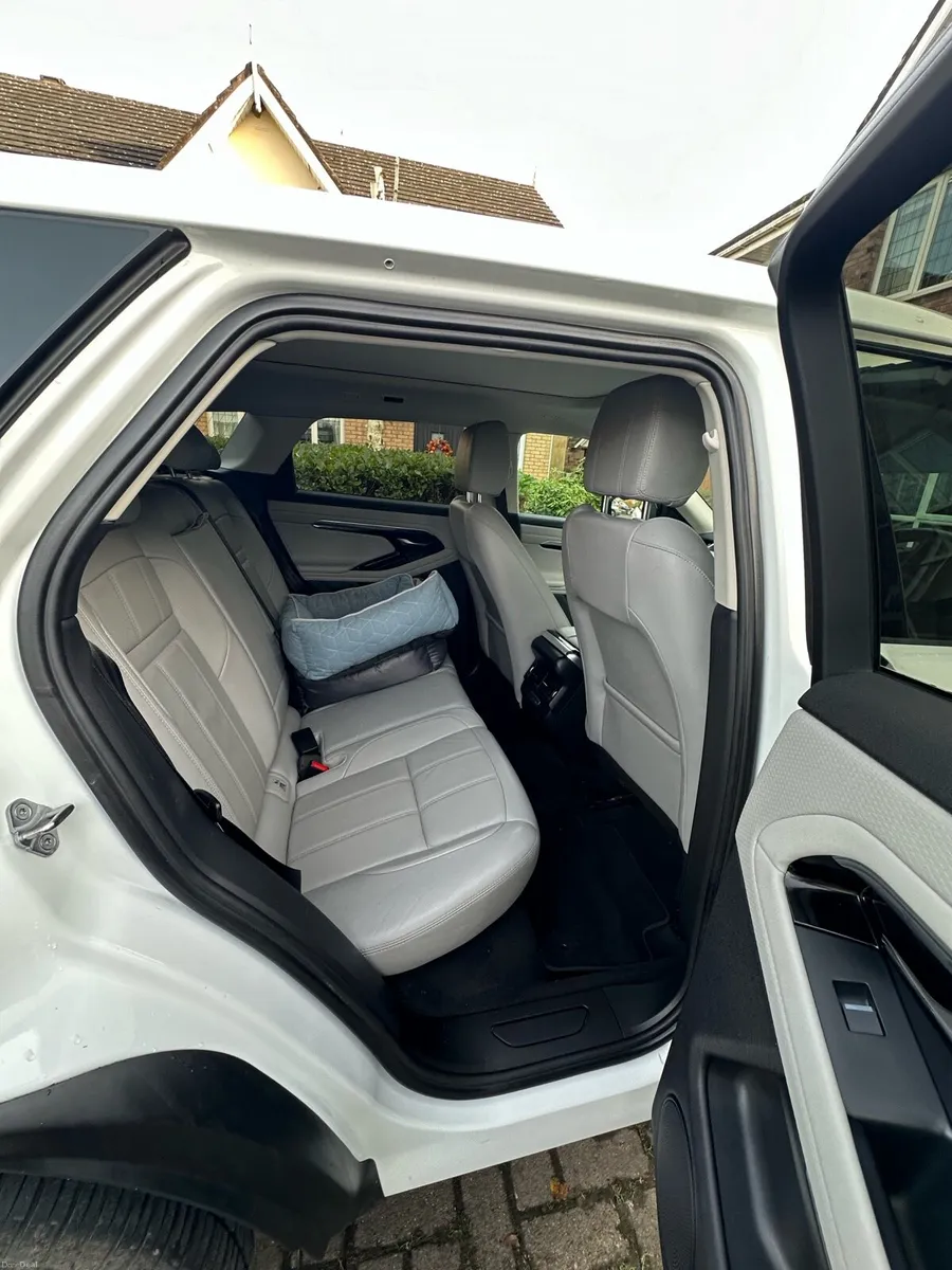 Range Rover Evoque - Image 6