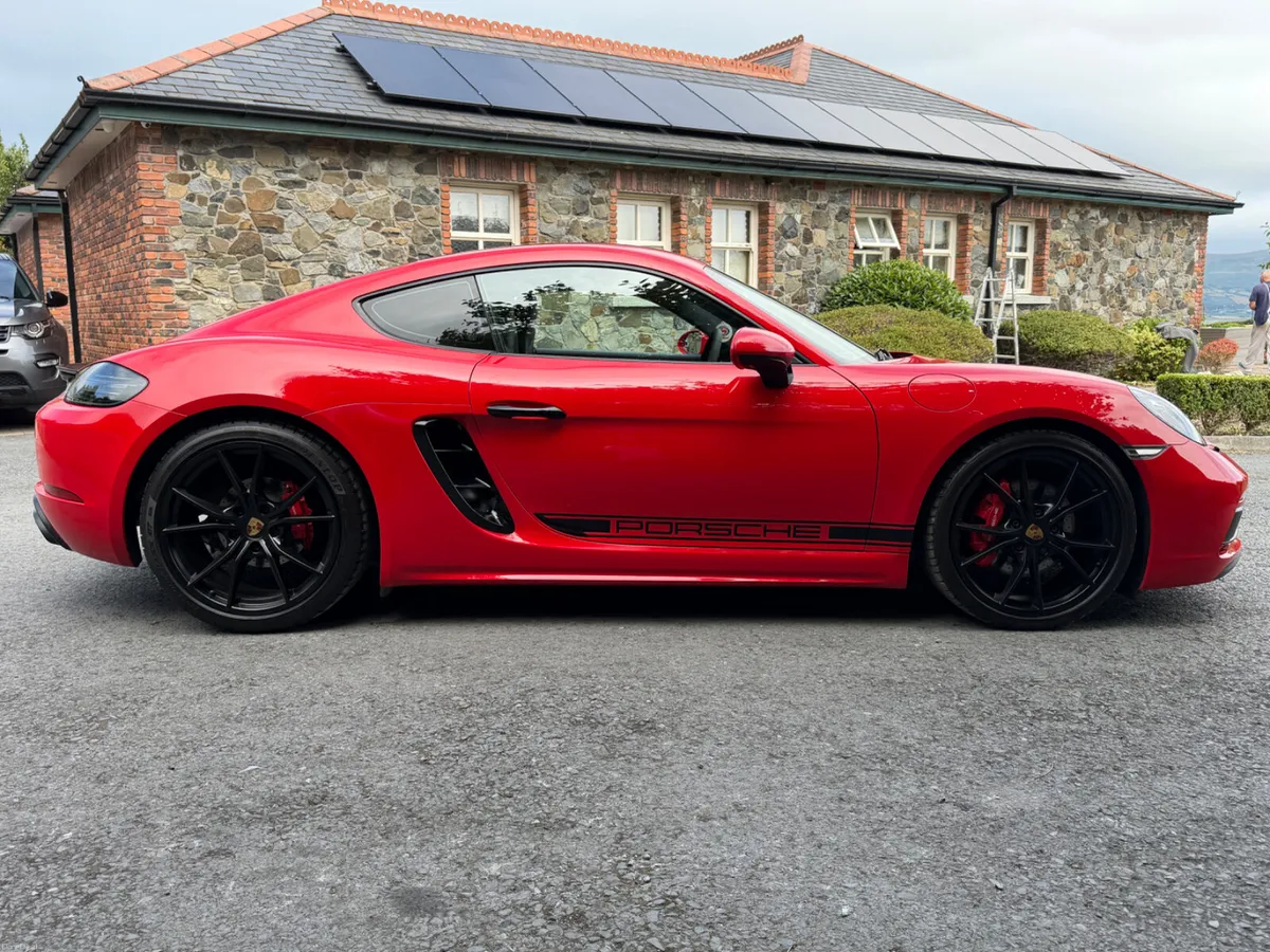 2018 Porsche 718 Cayman GTS PDK - Image 6