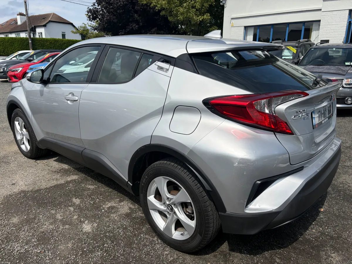 2017 TOYOTA CHR 1.2 PETROL LUNA - Image 5