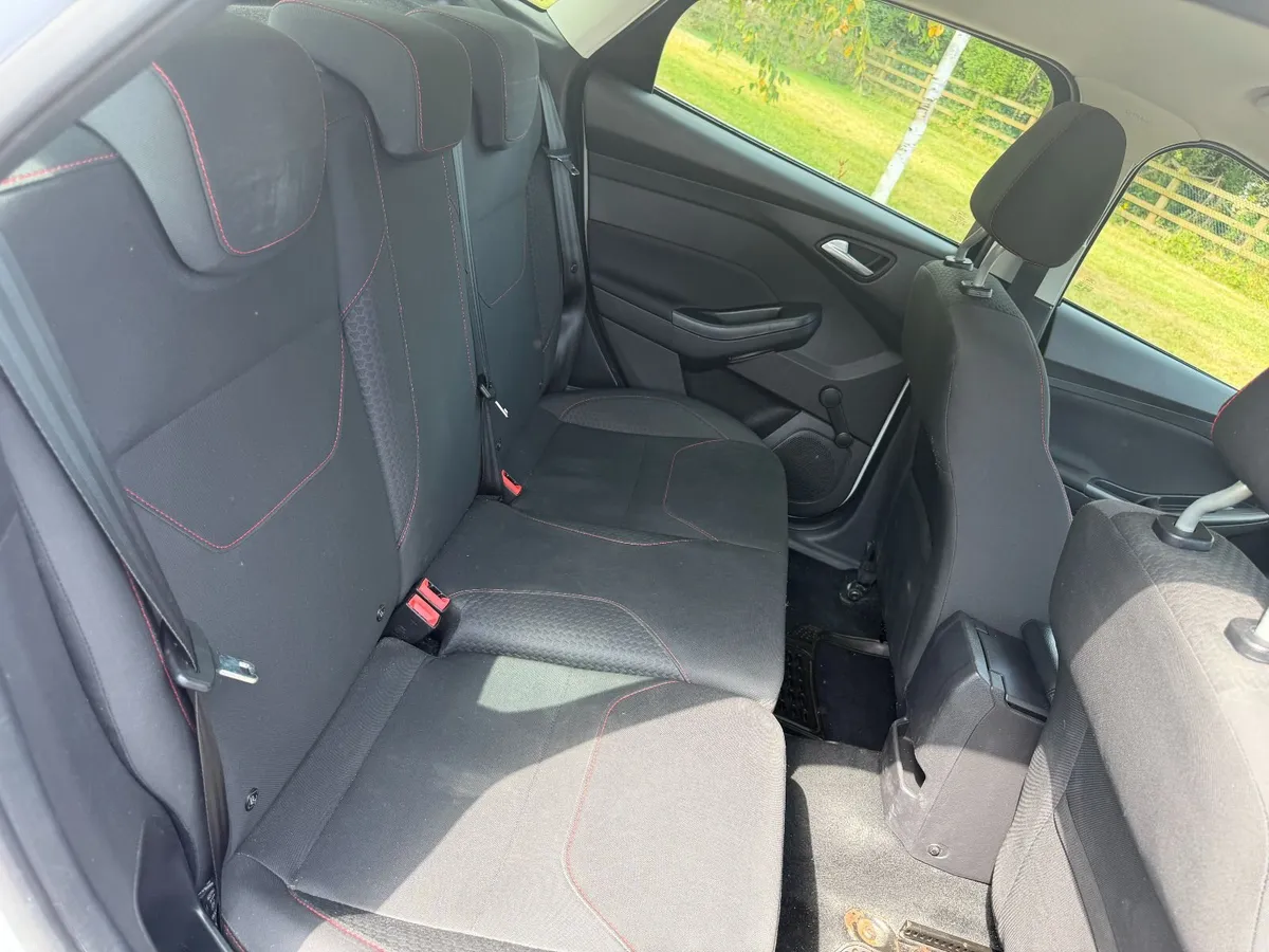 Ford Focus 2015 1.5 Diesel 120PS 5Door Titanium - Image 3