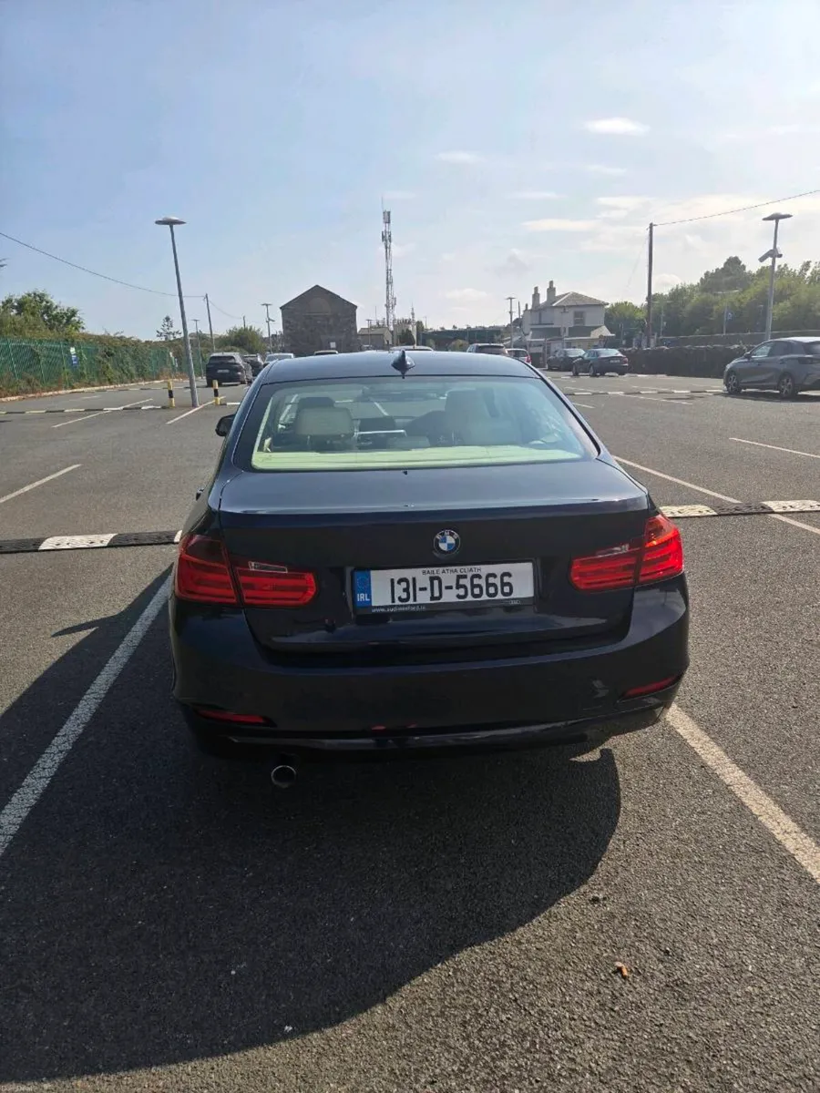 131 BMW 316 - Image 3