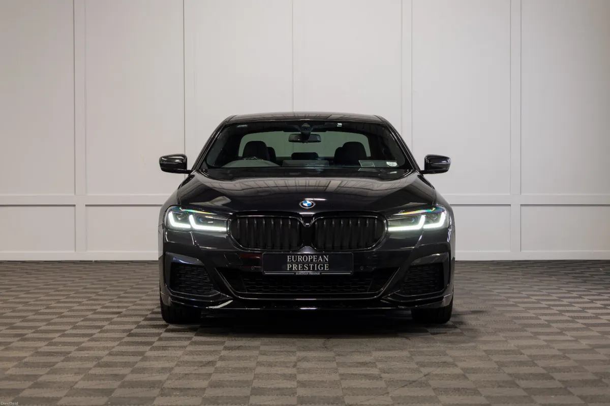 2023 BMW 5-Series 520d M-Sport - Image 2