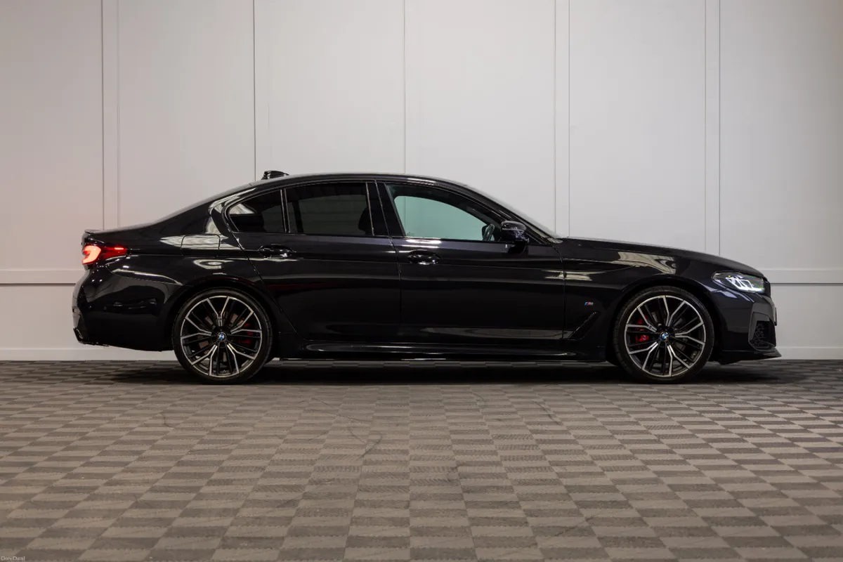 2023 BMW 5-Series 520d M-Sport Pro - Image 6