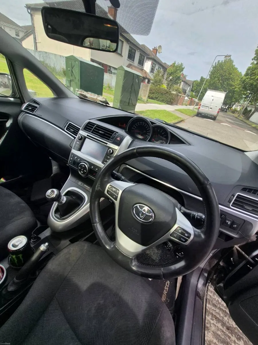 Toyota Verso 7 seater 
1.6 diesel manual 
Panorami - Image 4