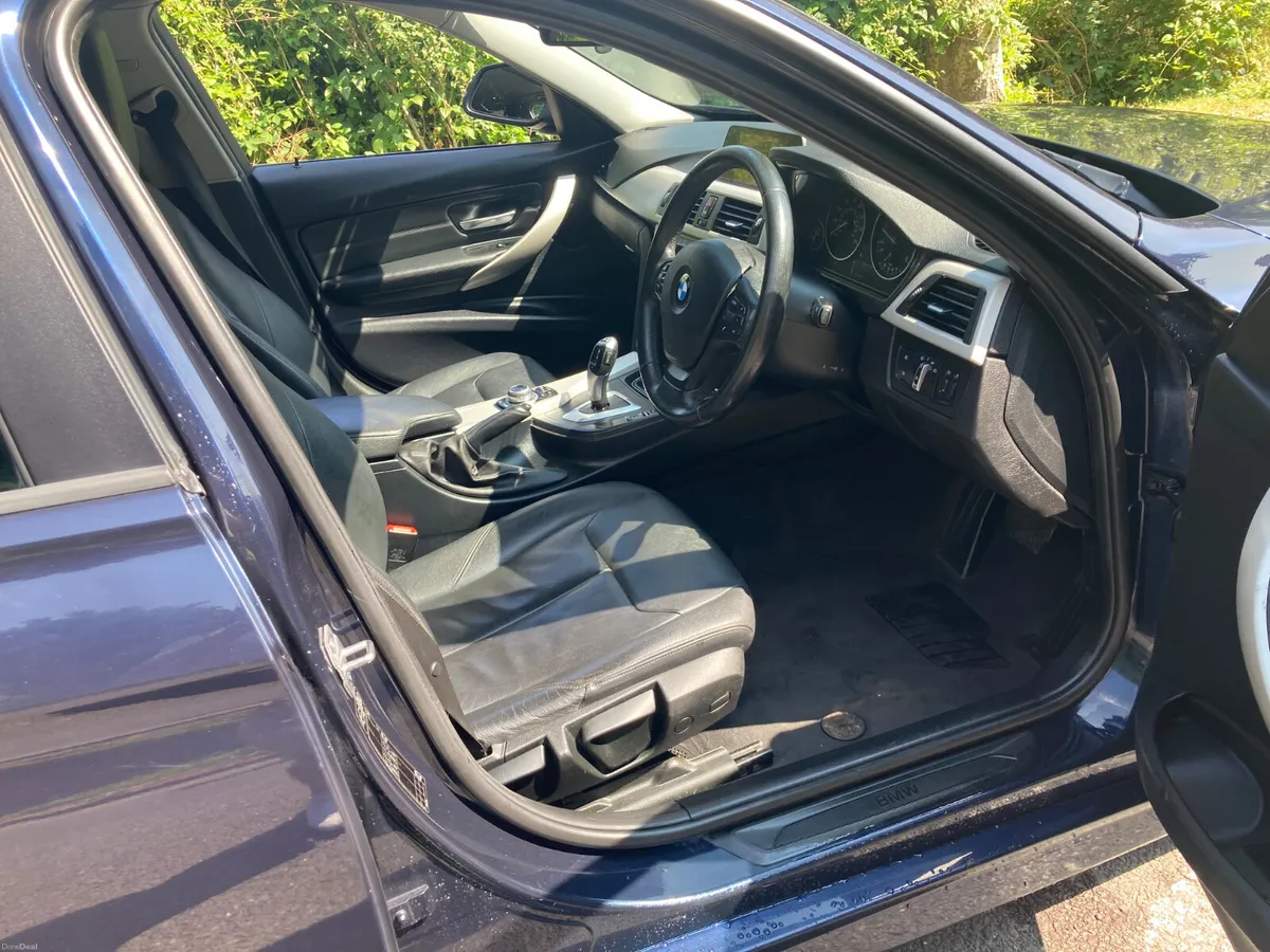 2015 BMW 320d Sport Auto Saloon - Image 5