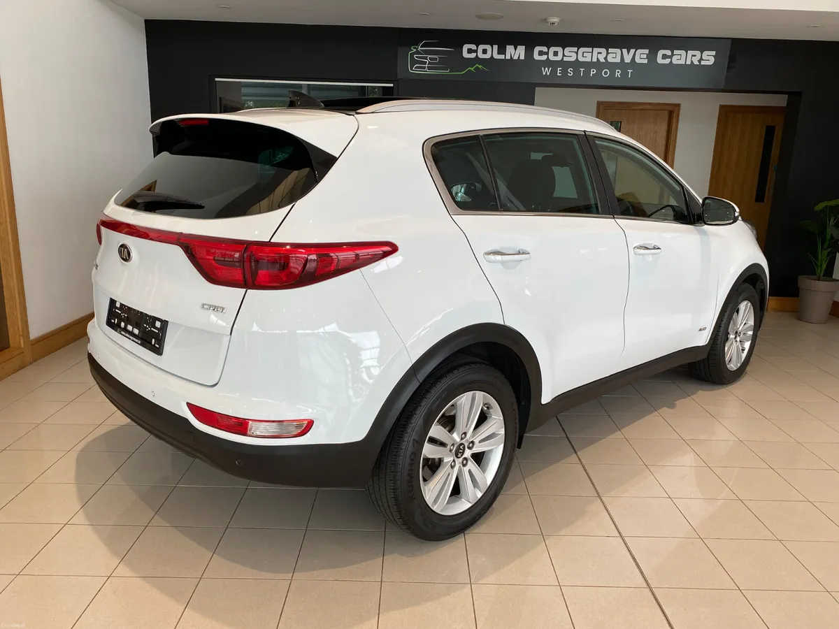 Kia Sportage 2016 2.0 CRDI 4X4 EXS Sunroof - Image 4