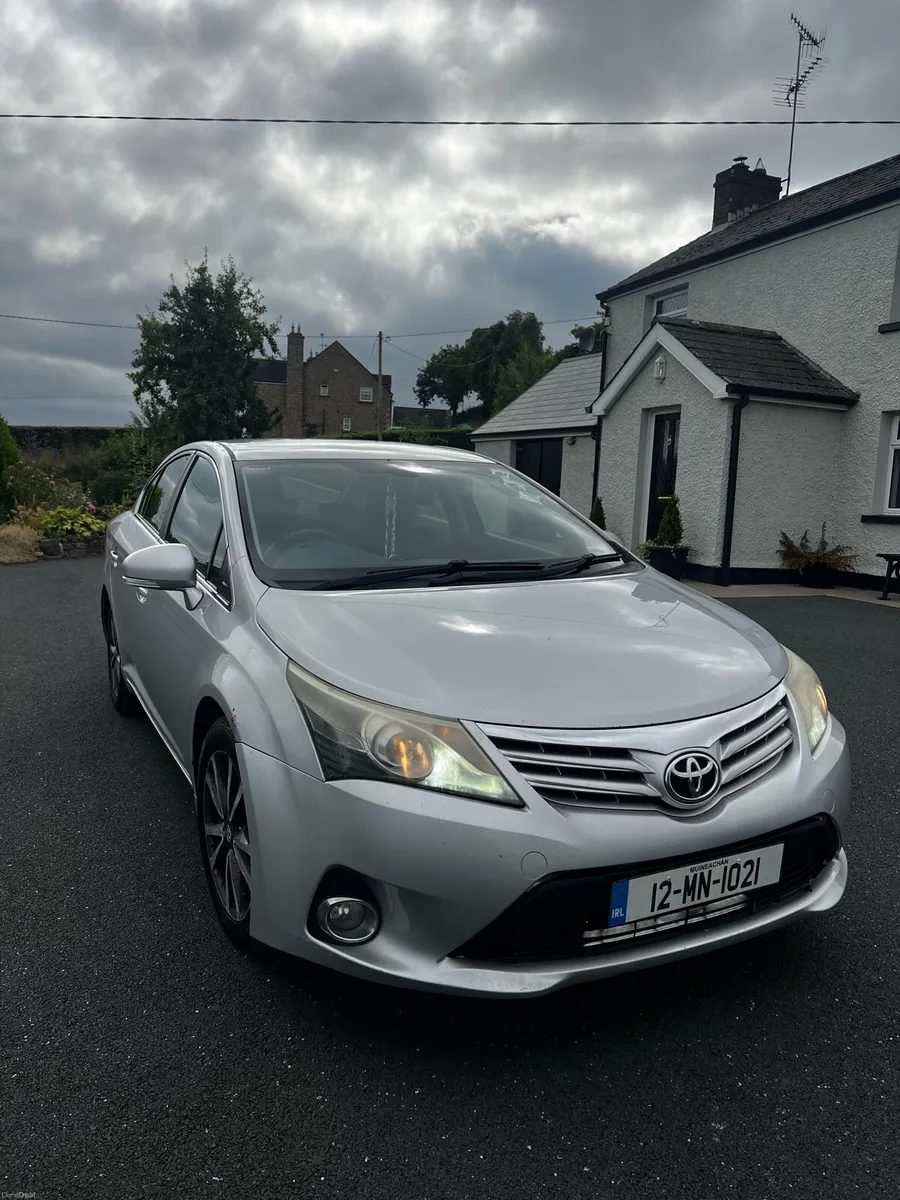 2012 Toyota Avensis - Image 3