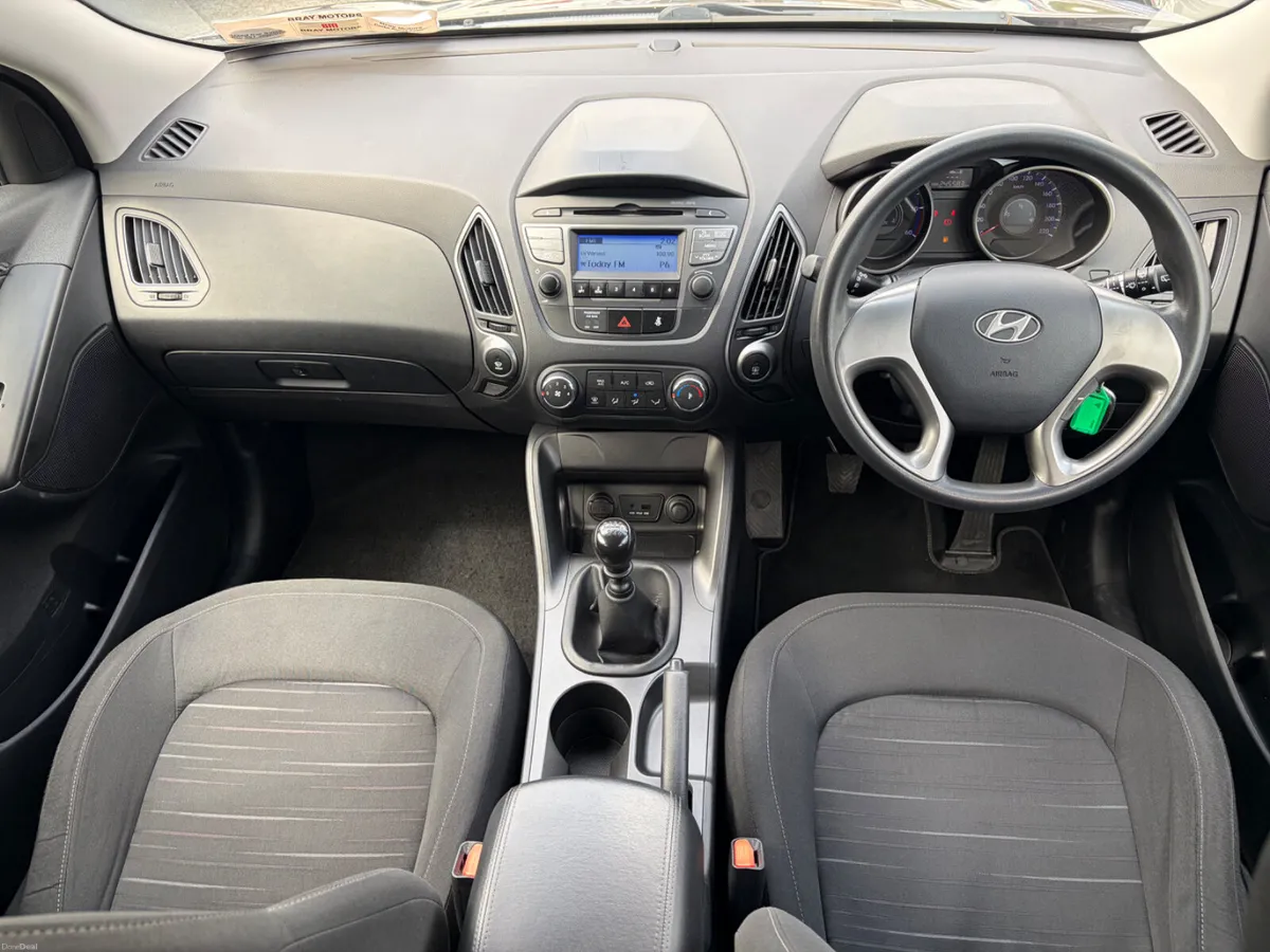 2014 HYUNDAI IX35 1.7d CELEBRATION NEW NCT - Image 2