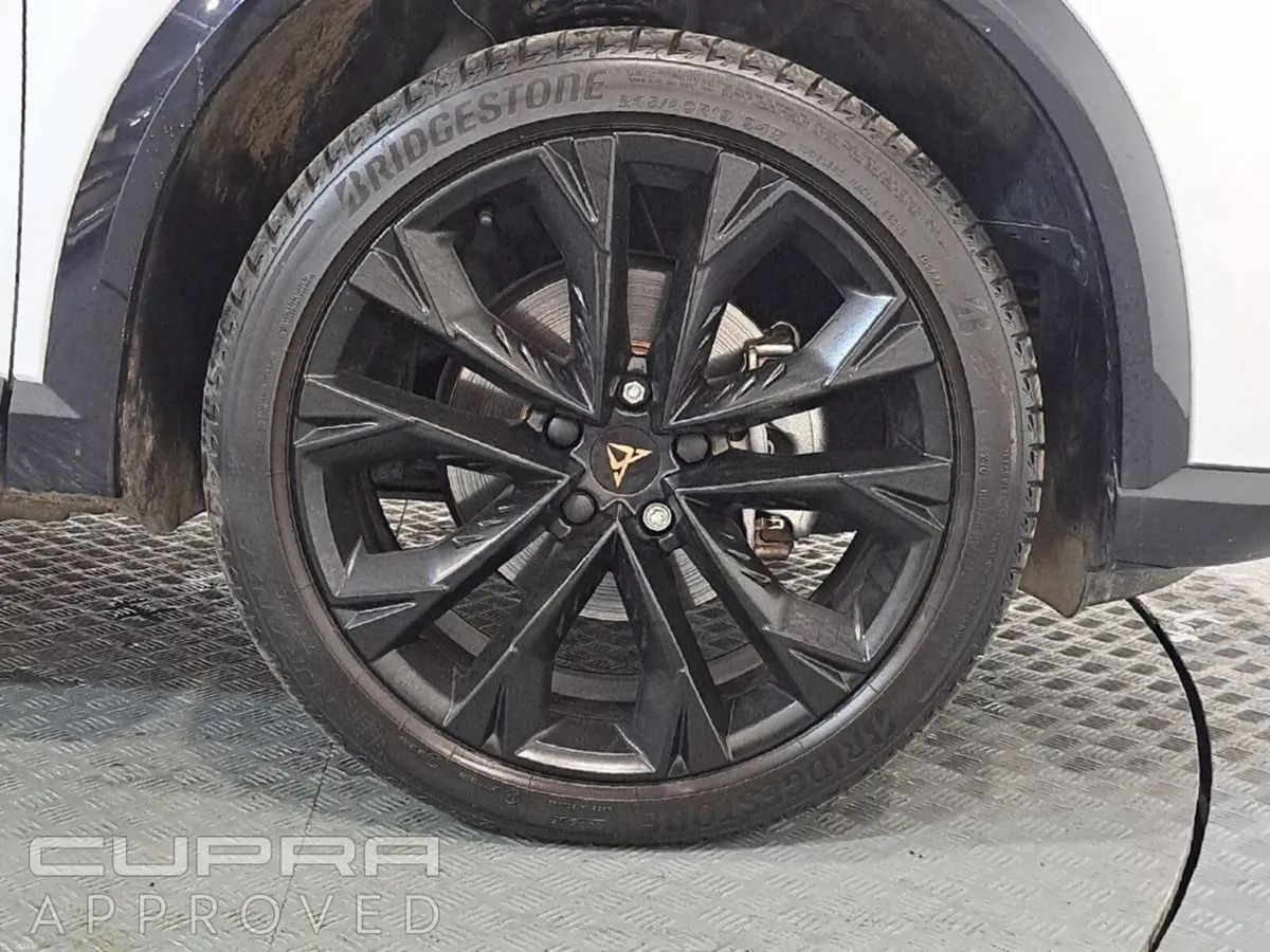 Cupra Formentor 1.5 eTSI 150hp DSG - Image 6
