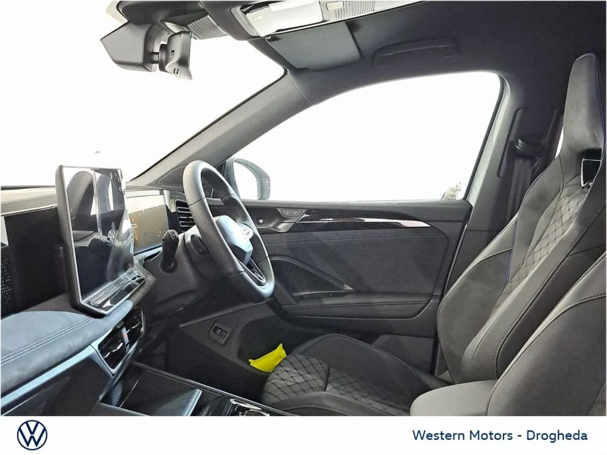 Volkswagen Tiguan 2.0TDI R-line 75 DSG *IMMEDIATE - Image 4