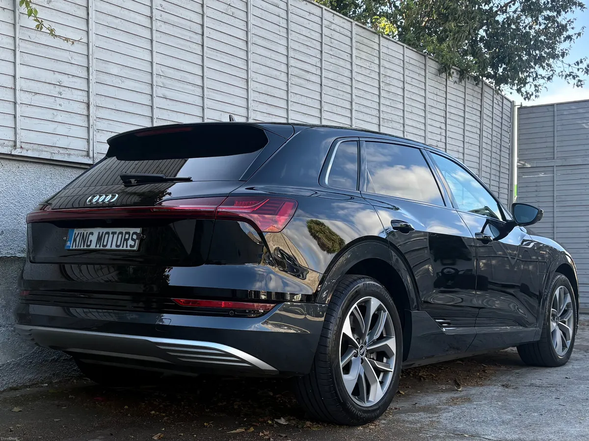 Audi e-tron 2021 / 50 TECHNIK / 20" ALLOYS - Image 3