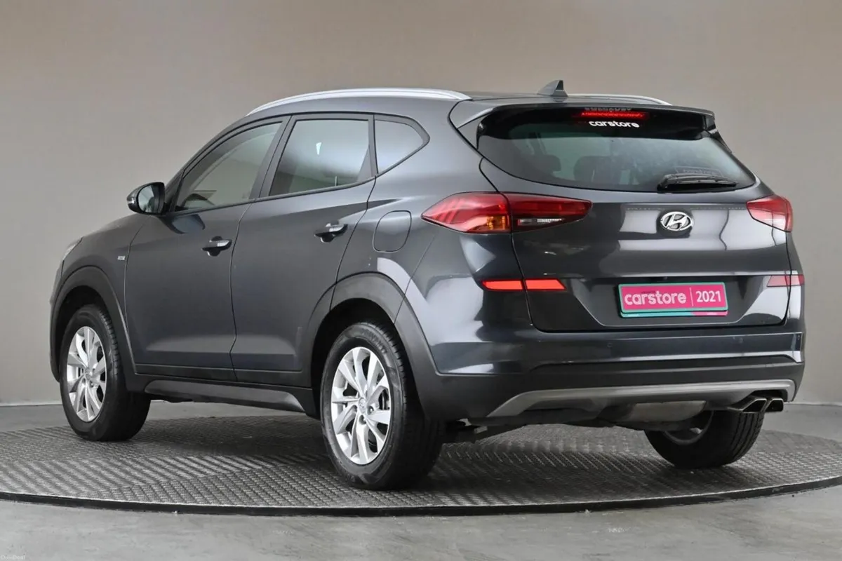 Hyundai Tucson 1.6 CRDI SE NAV 48V 115BHP MHEV 6SP - Image 6