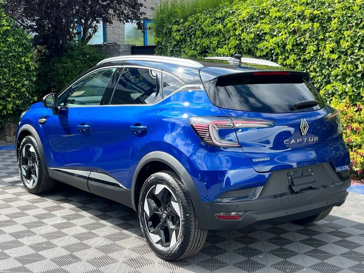 Renault Captur 1.3 TCE HYBRID AUTO ** DELIVERY MIL - Image 5