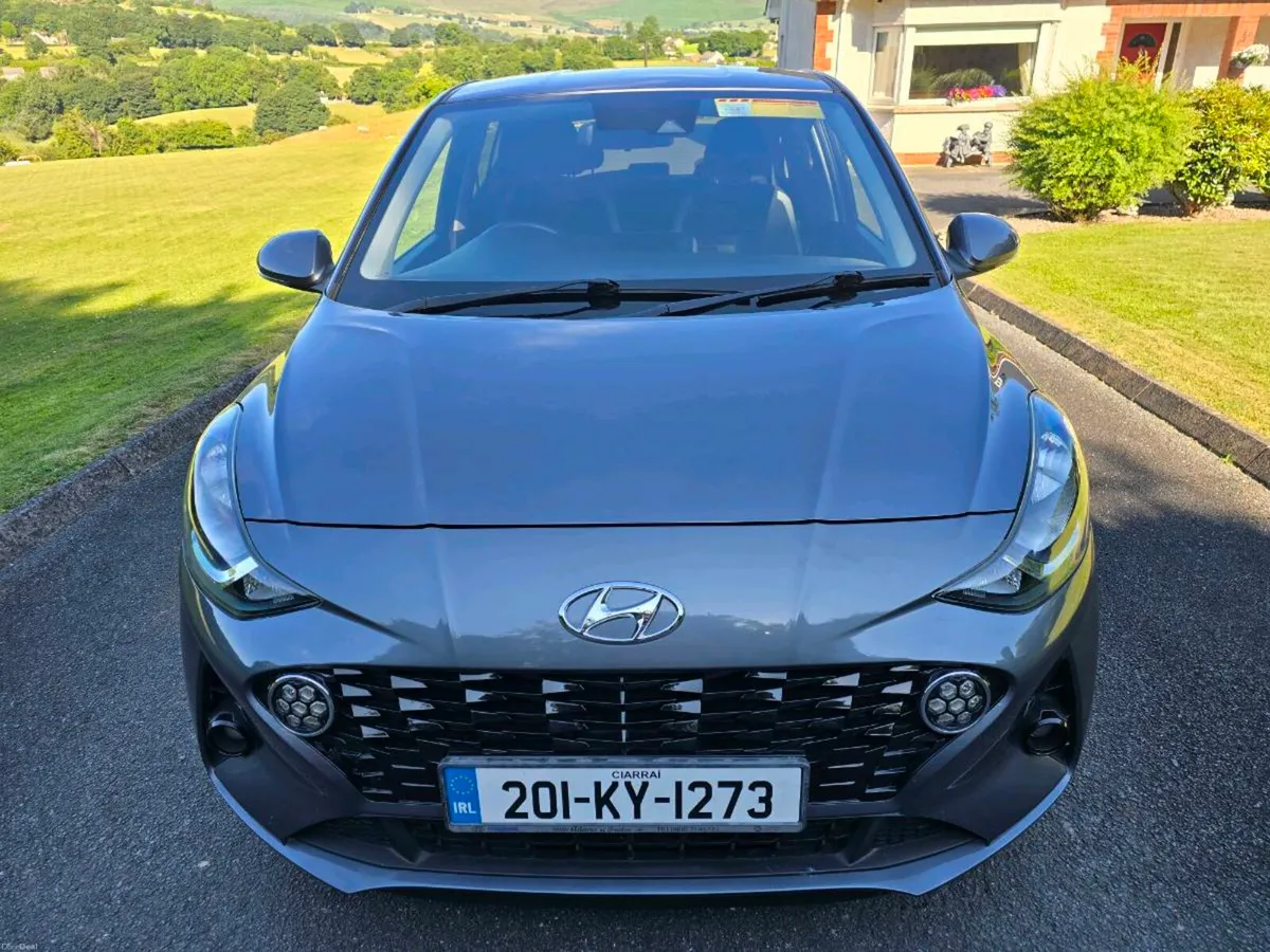 Automatic Hyundai I10 Low KM - Image 2